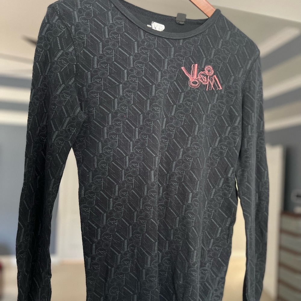 Volcom Women’s Large Snowboarding First-layer Vintage Long Sleeve Black
